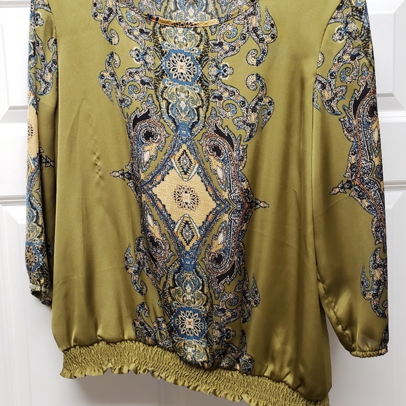 Women's Apt 9 Pullover Blouse With Unique Symmetrical Design, Size L - Picture 10 of 12